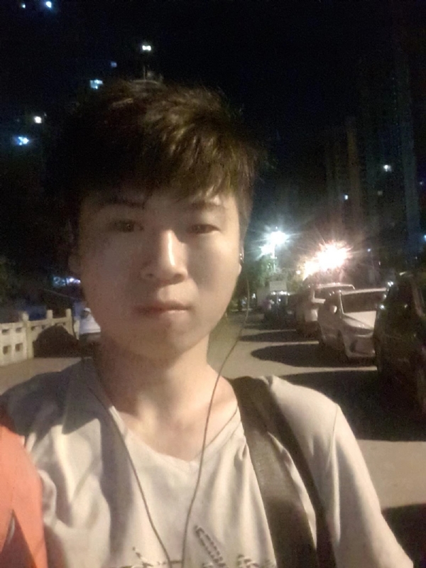 流星的瞬间的第一张照片--永安相亲网