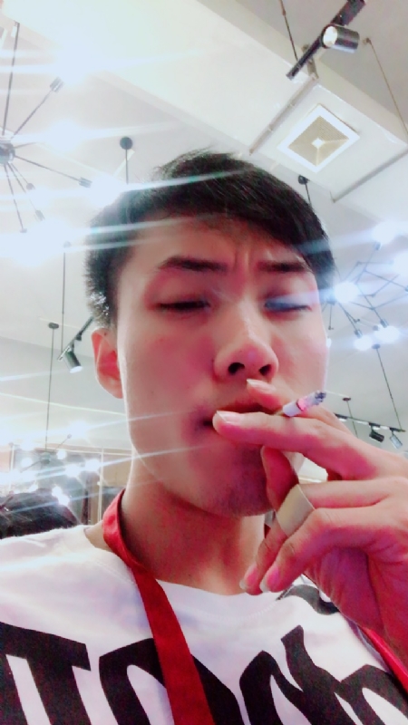乐天的第四张照片--永安相亲网