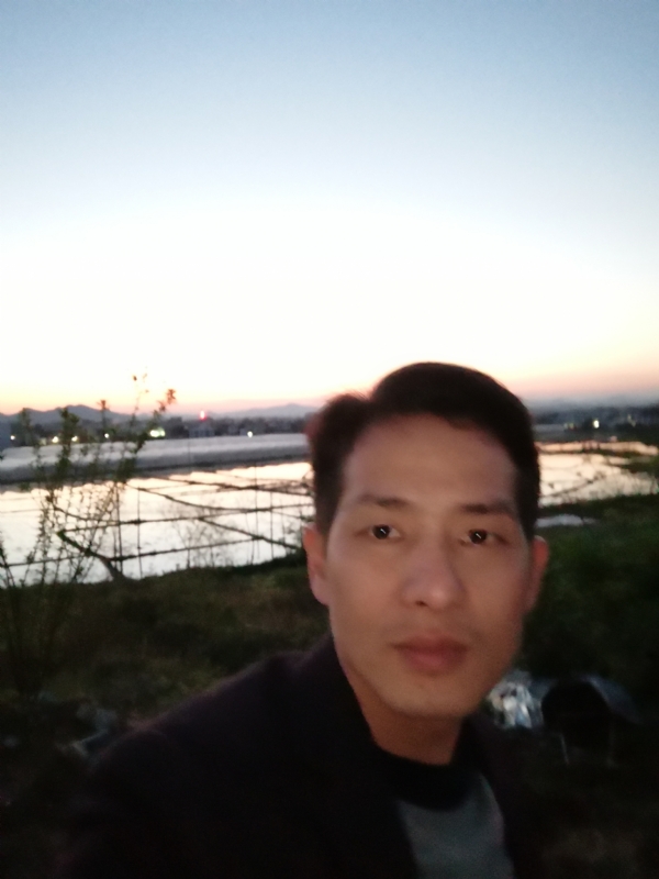 不忘初心的第一张照片--永安相亲网