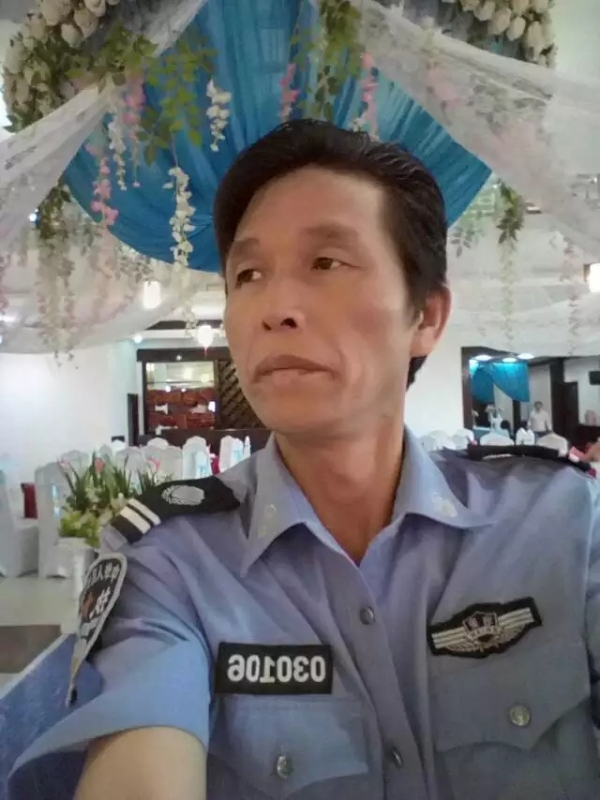 卧窗听雨的第二张照片--永安相亲网