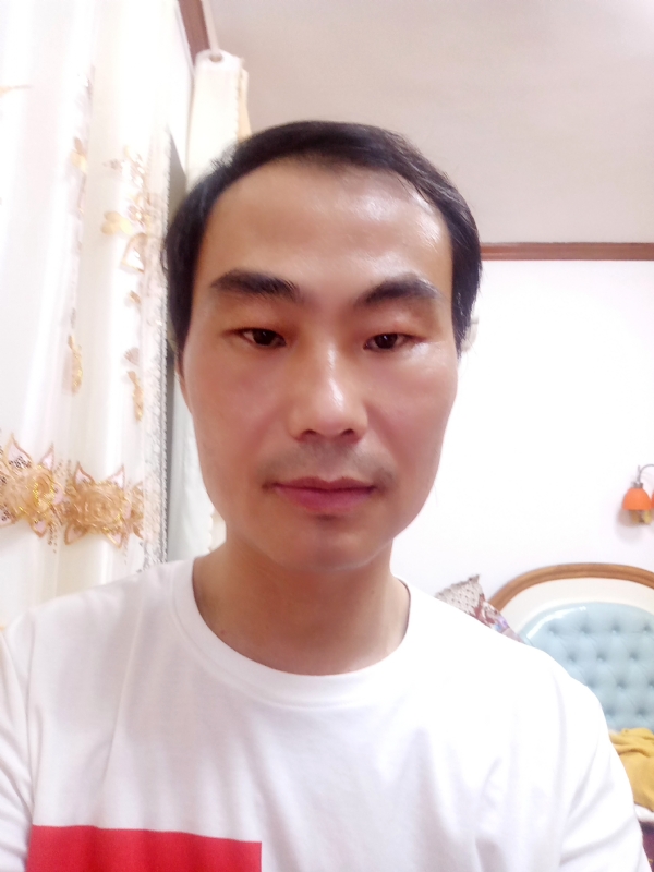 光明的第一张照片--永安相亲网