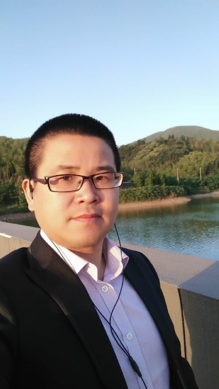 顾律师的第三张照片--永安相亲网