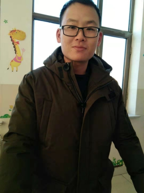 品上男人的第一张照片--永安相亲网