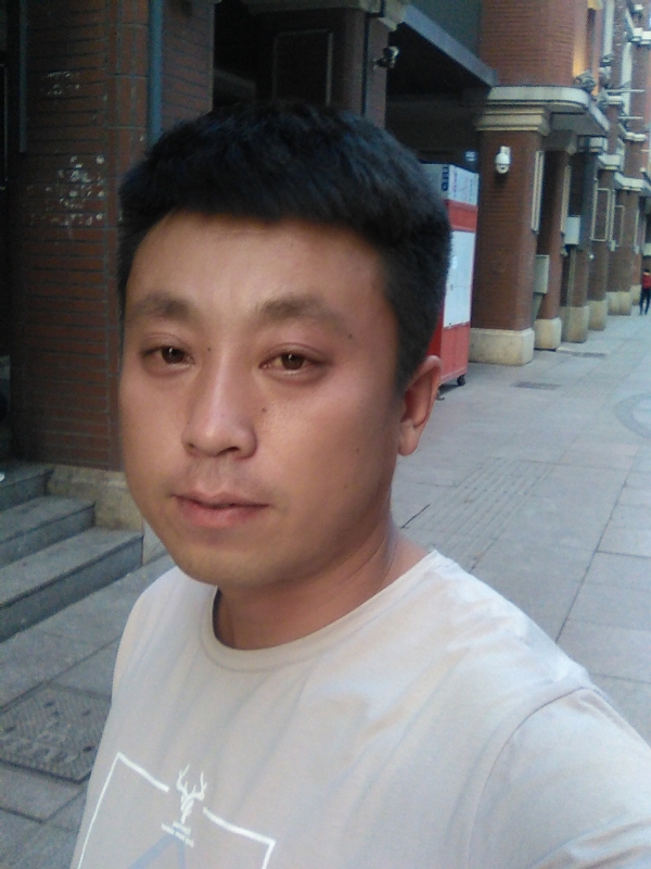 冰冷的心的第一张照片--永安相亲网