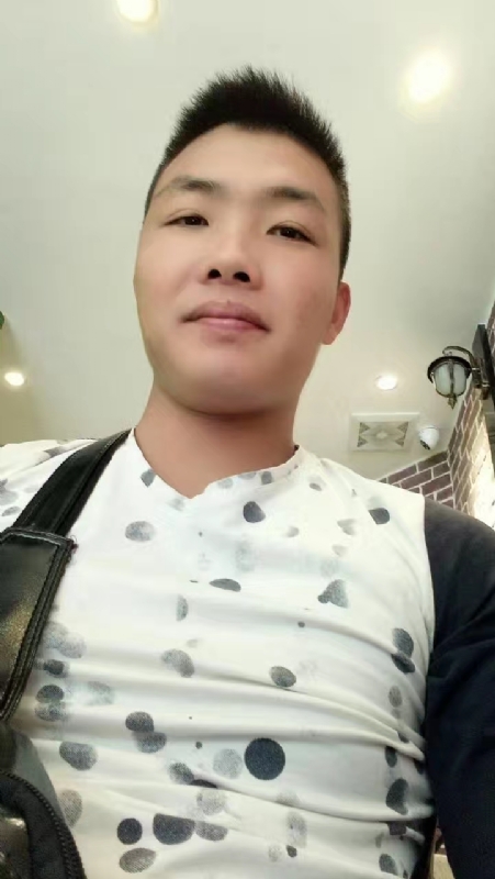 吃生蚝的小乖乖的第一张照片--永安相亲网