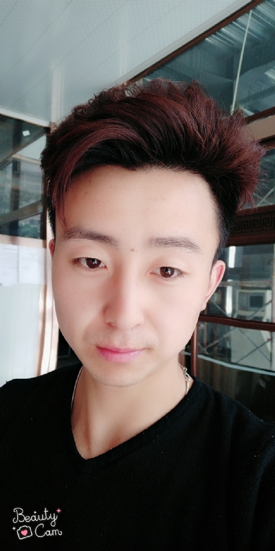 拼命微笑的第三张照片--永安相亲网