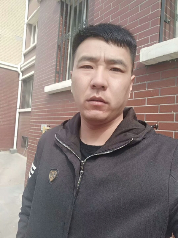谁伴我闯荡的第一张照片--永安相亲网
