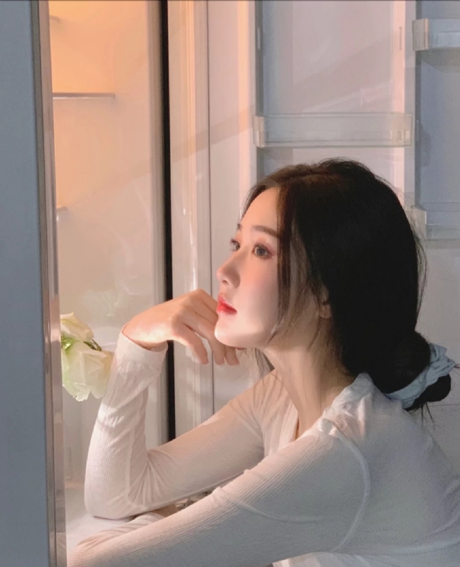 風吹過臉頰的第一张照片--永安相亲网