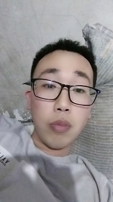 喜欢比我大的女人的第一张照片--永安相亲网