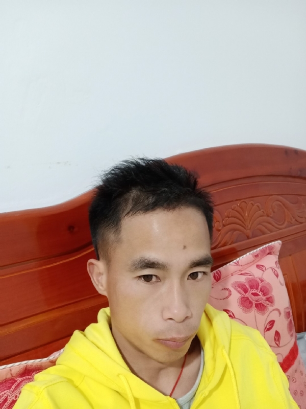 小biu崽的第一张照片--永安相亲网