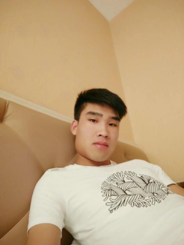 谁不曾孤单上路的第二张照片--永安相亲网