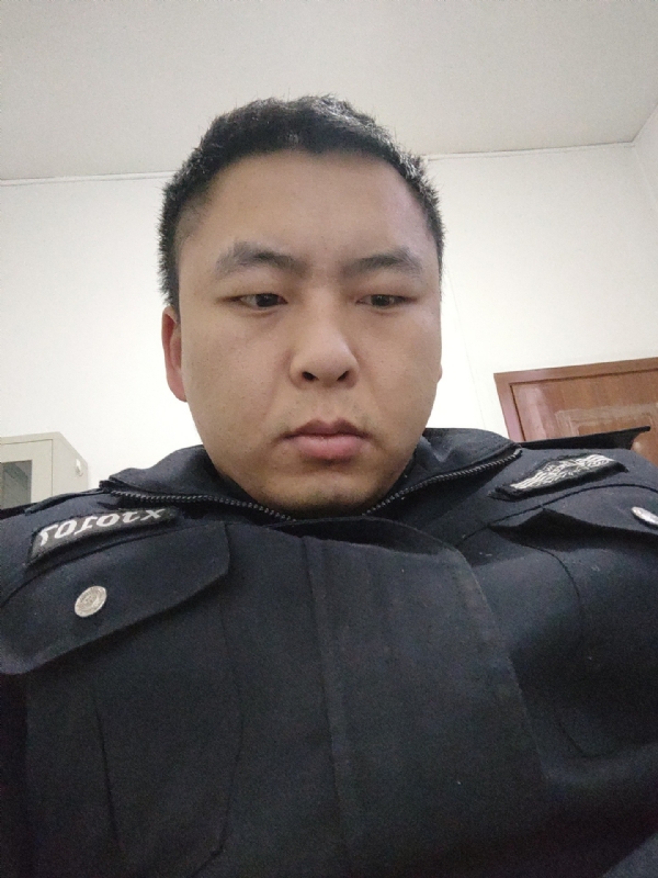 好纠结的第一张照片--永安相亲网