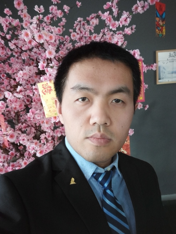 我就是个翻译的第一张照片--永安相亲网