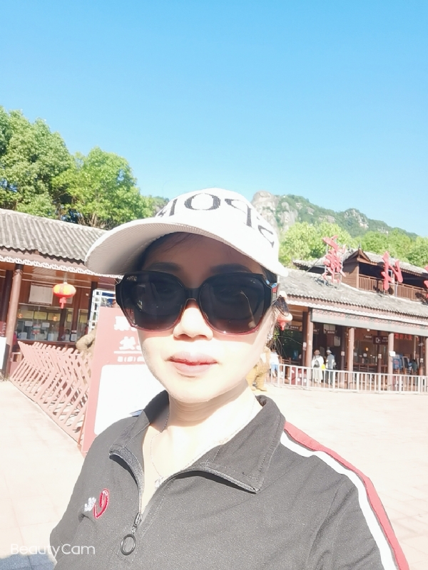 山百合的第一张照片--永安相亲网