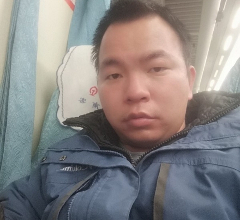 淡定的第一张照片--永安相亲网