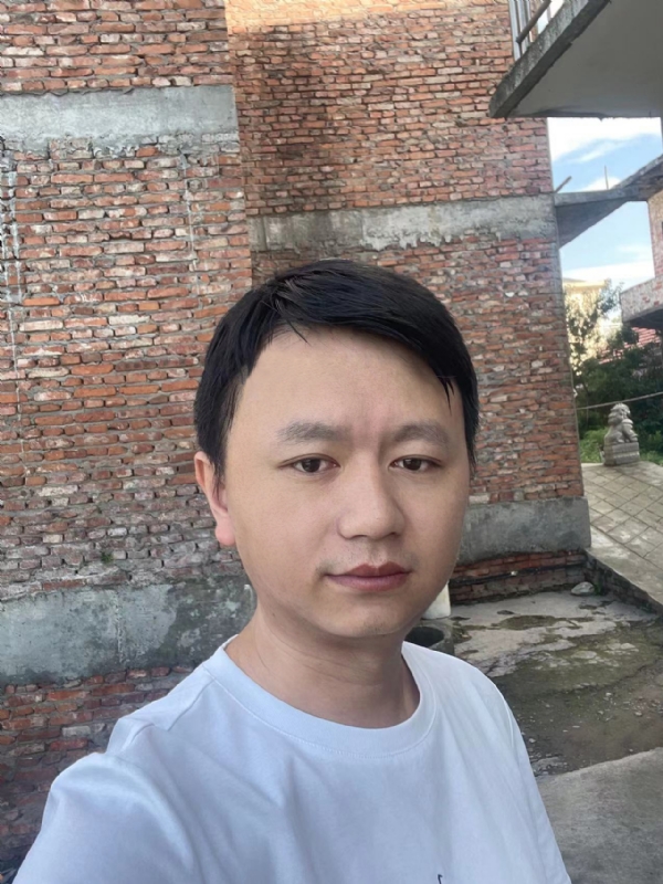 行人的第二张照片--永安相亲网