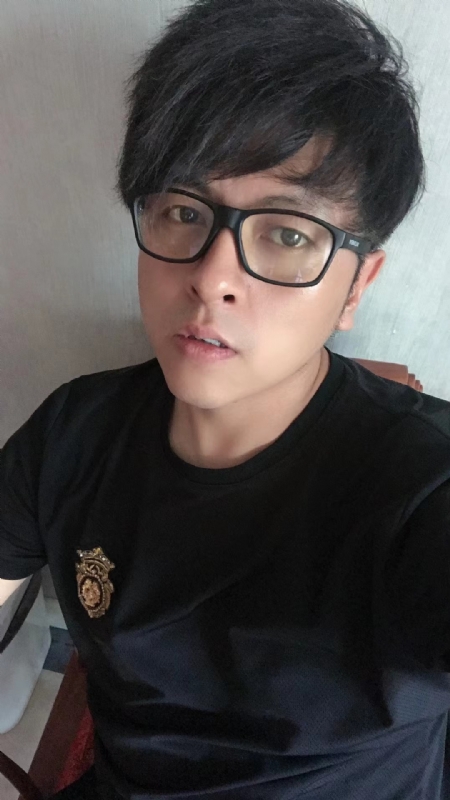 爱你永远不容易的第一张照片--永安相亲网