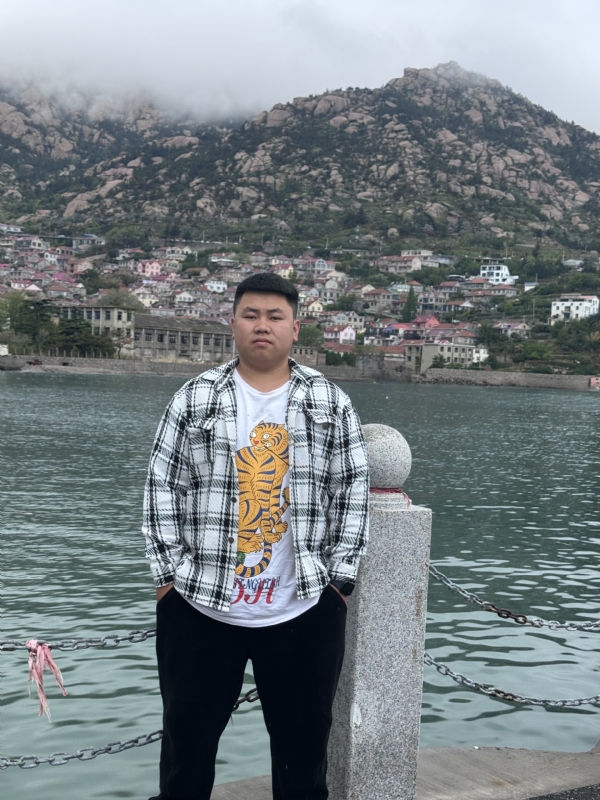 谨慎的第一张照片--永安相亲网