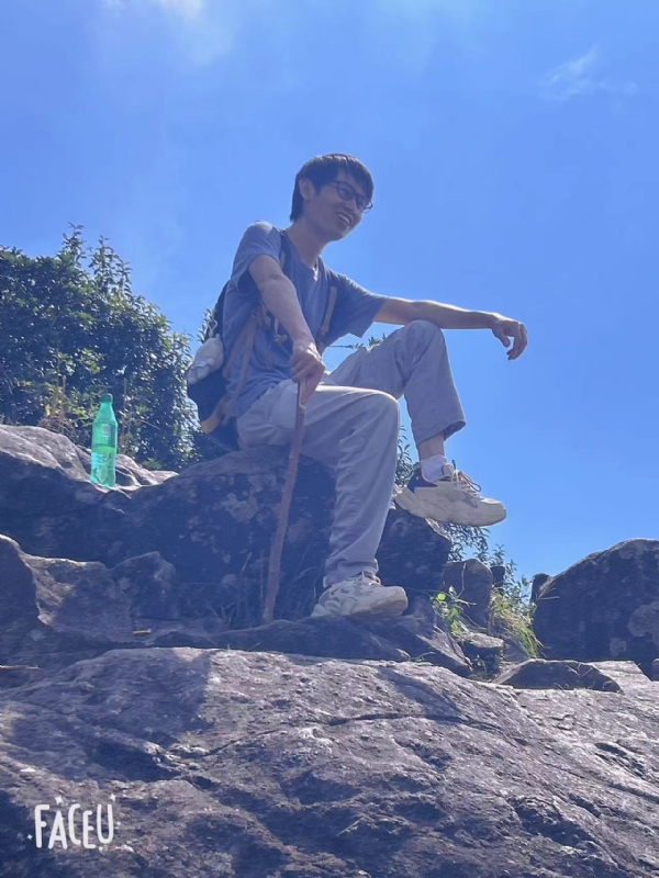 落叶之秋的第一张照片--永安相亲网
