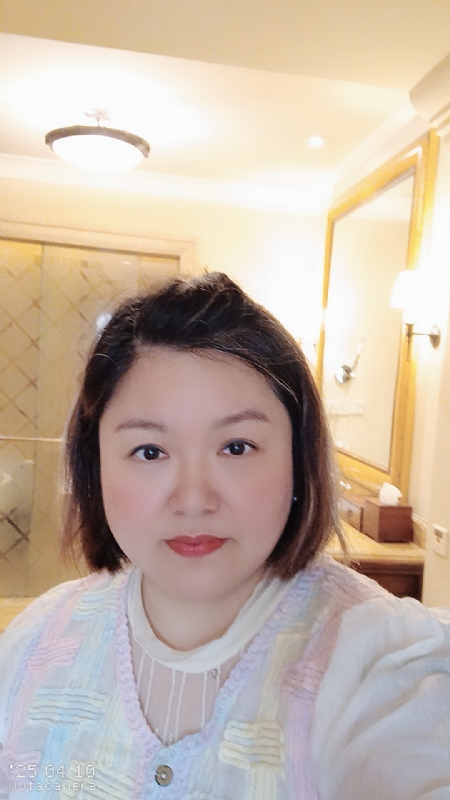 衎静玲瓏的第一张照片--永安相亲网