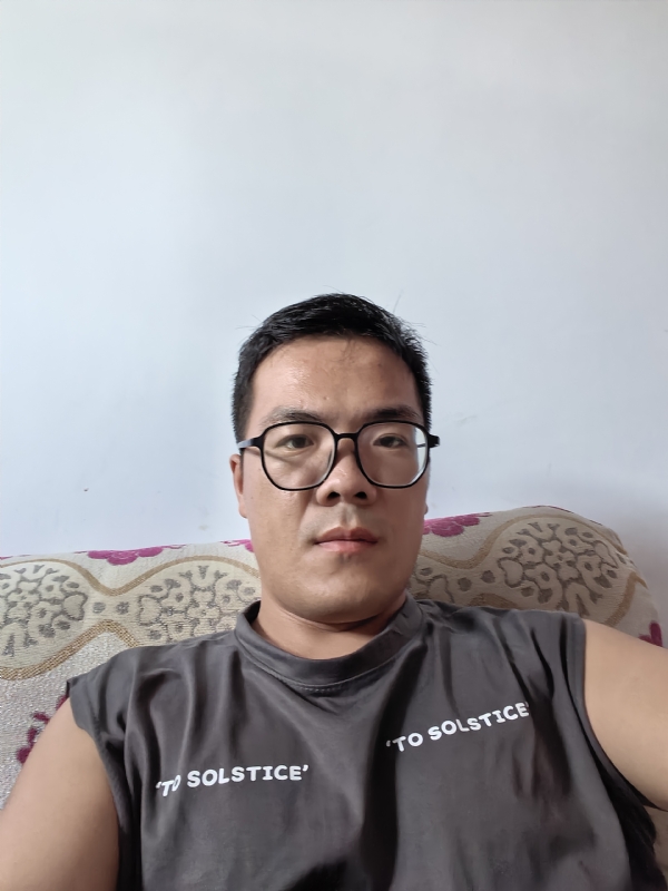 卫TF的第三张照片--永安相亲网